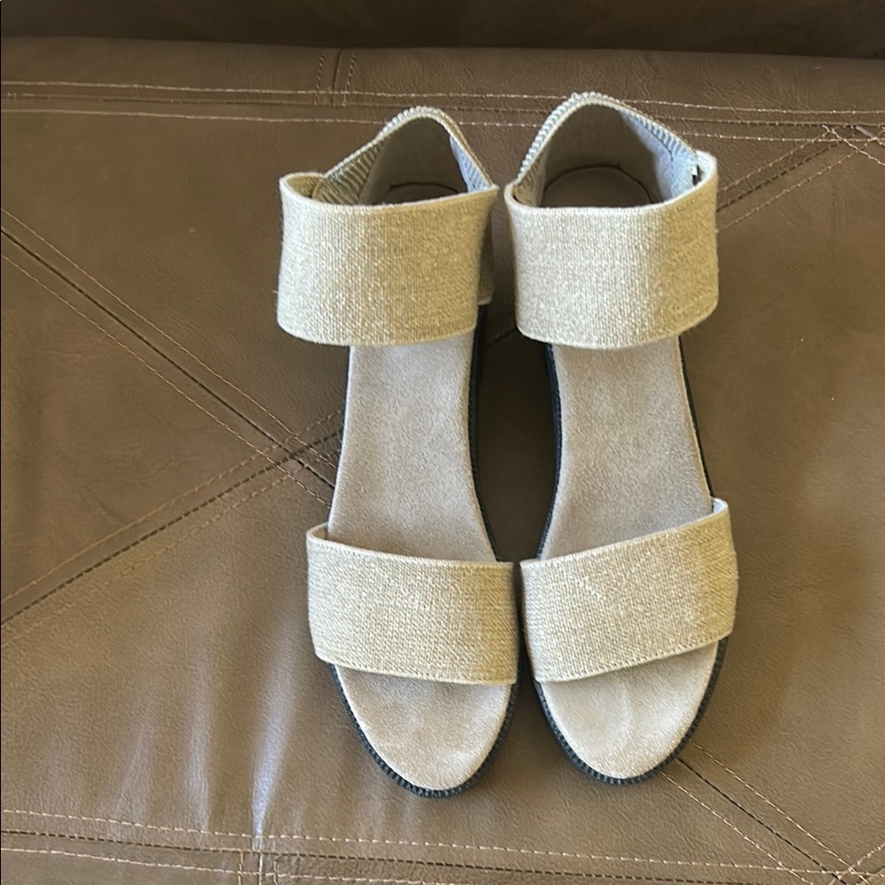 Elegant Beige Women's Sandals